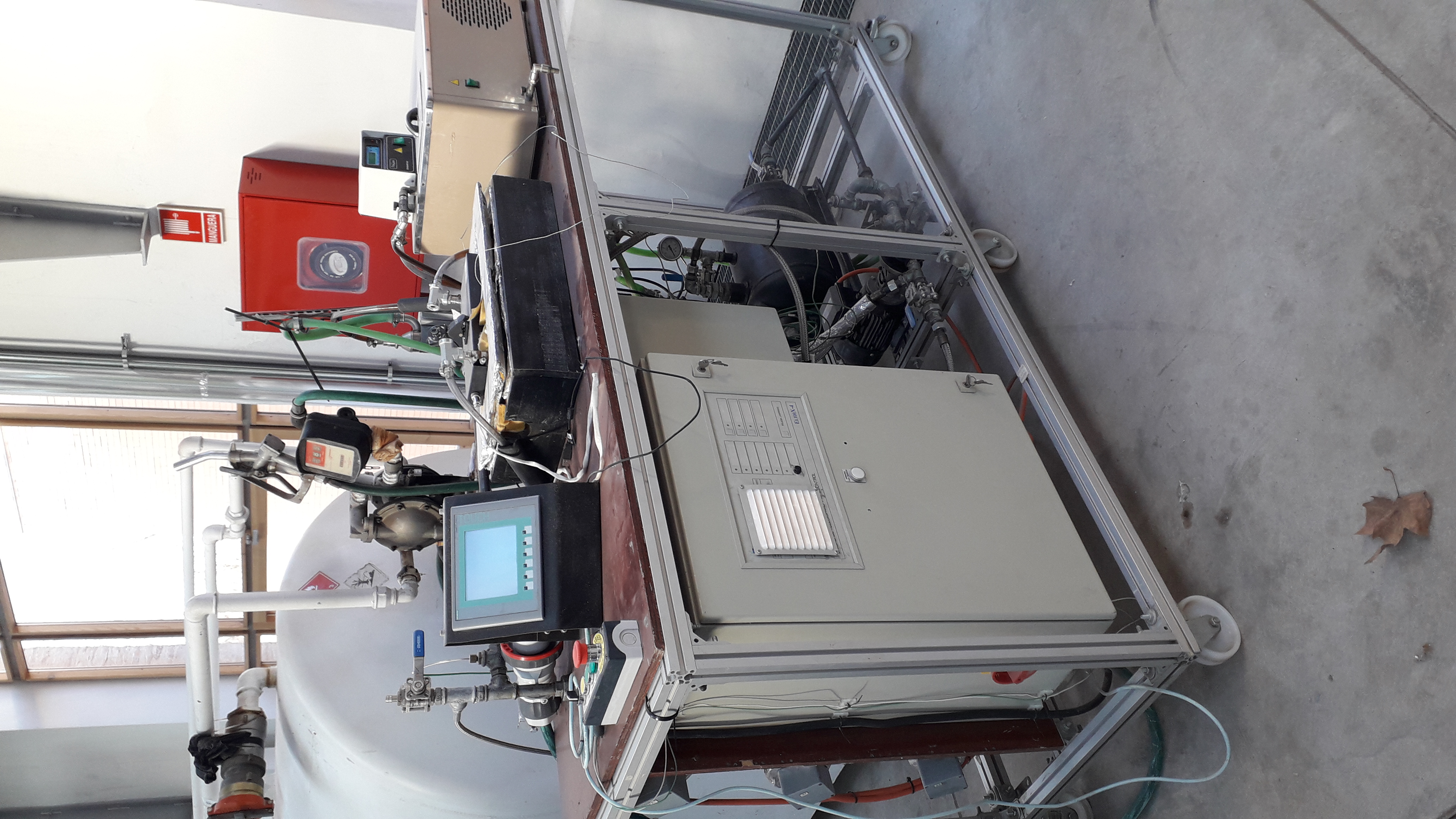 Thermoelectric generator test bench